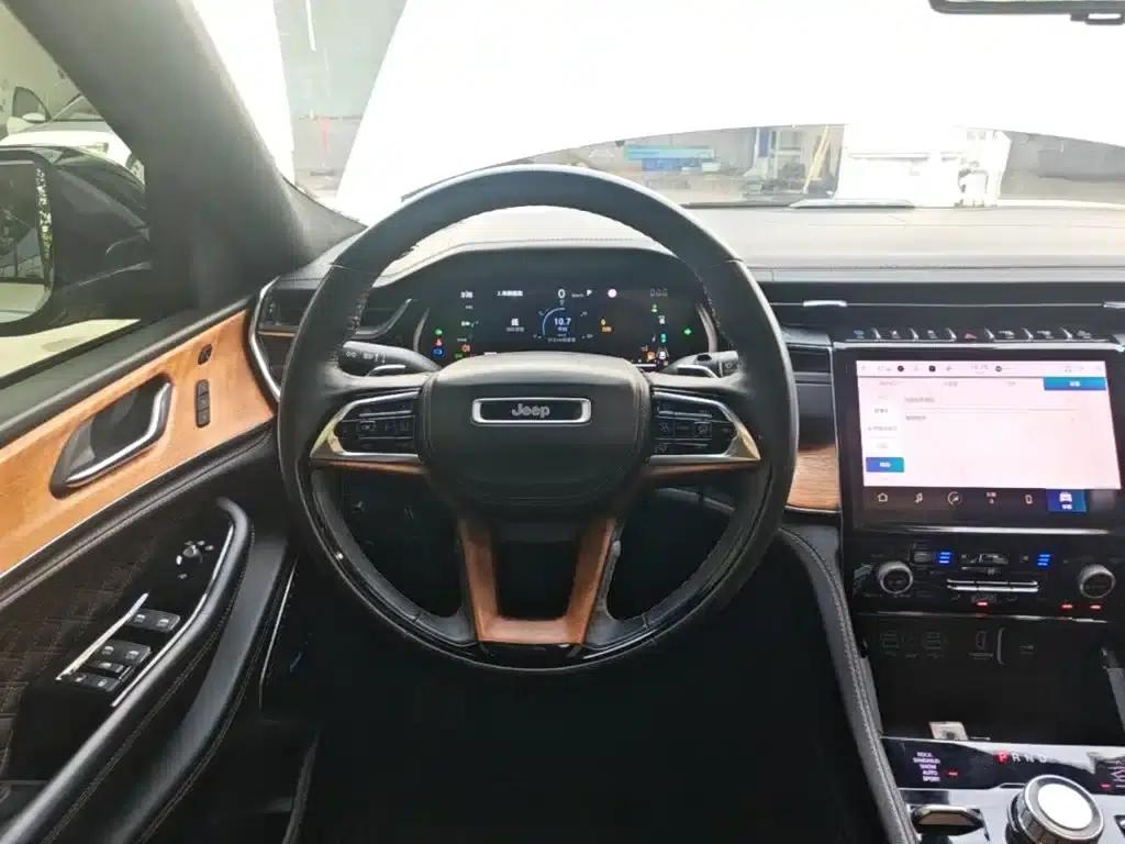 2023 Jeep Grand Cherokee 4xe Imported Model 4xe Peak Edition — миниатюра 11