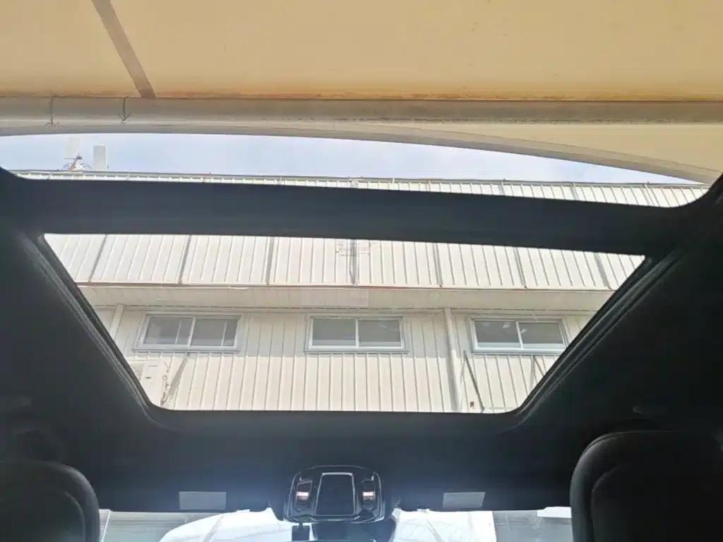 2023 Jeep Grand Cherokee 4xe Imported Model 4xe Peak Edition — миниатюра 18