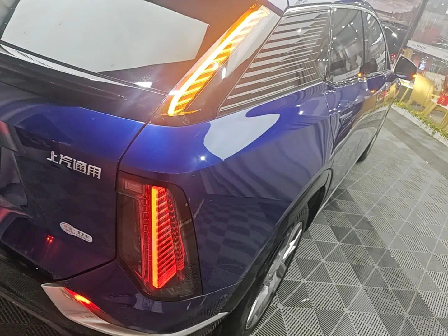 Cadillac OPTIQ 2024 Standard Range Version — миниатюра 9