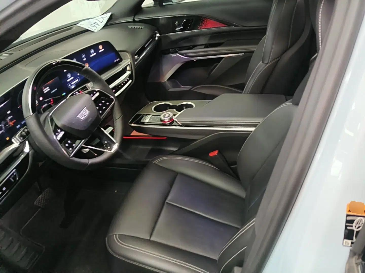 Cadillac LYRIQ 2022 Rear-Drive Long-Range Luxury Edition — миниатюра 17