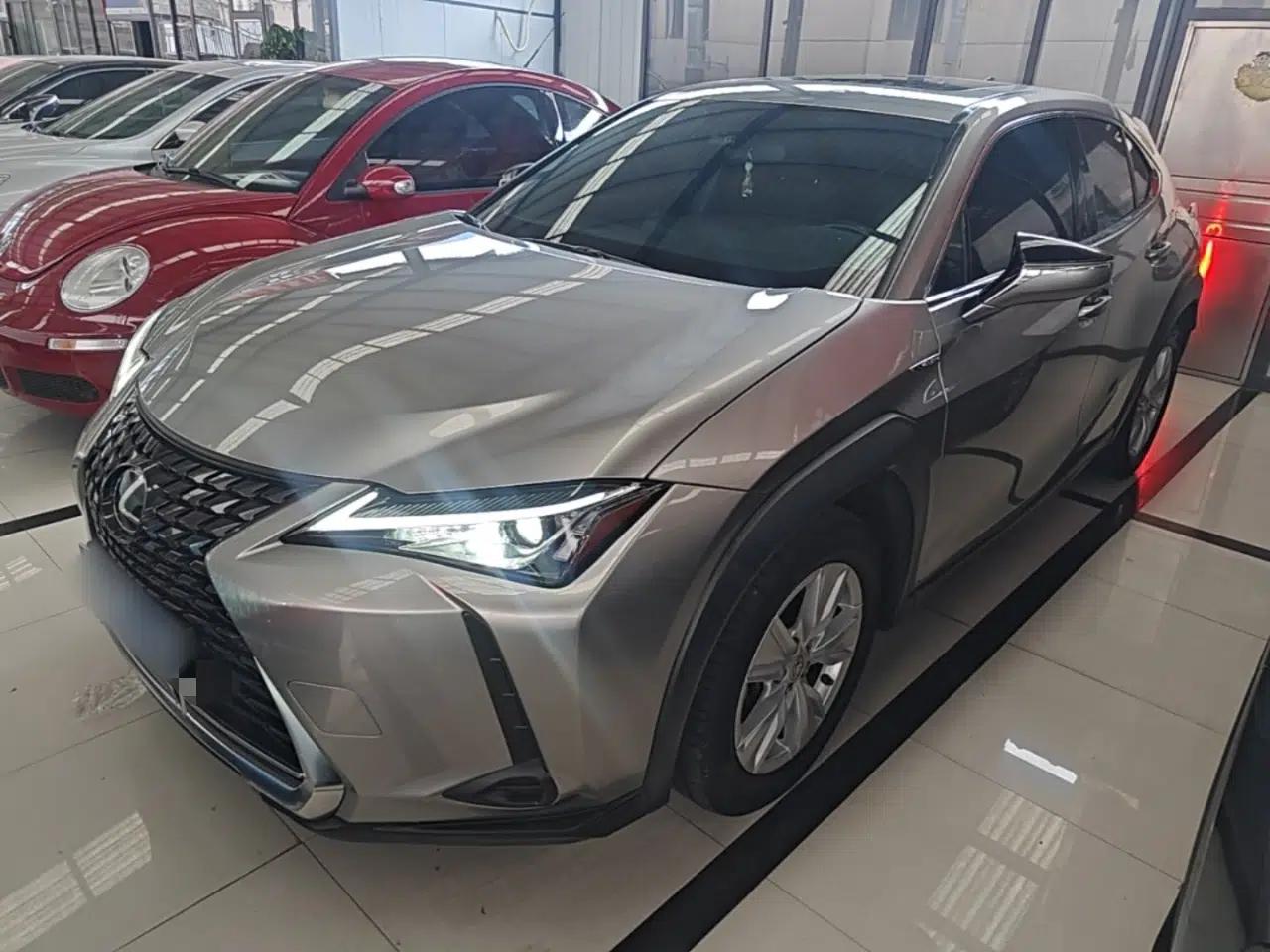 Lexus UX 2020 200 Special Edition — миниатюра 1