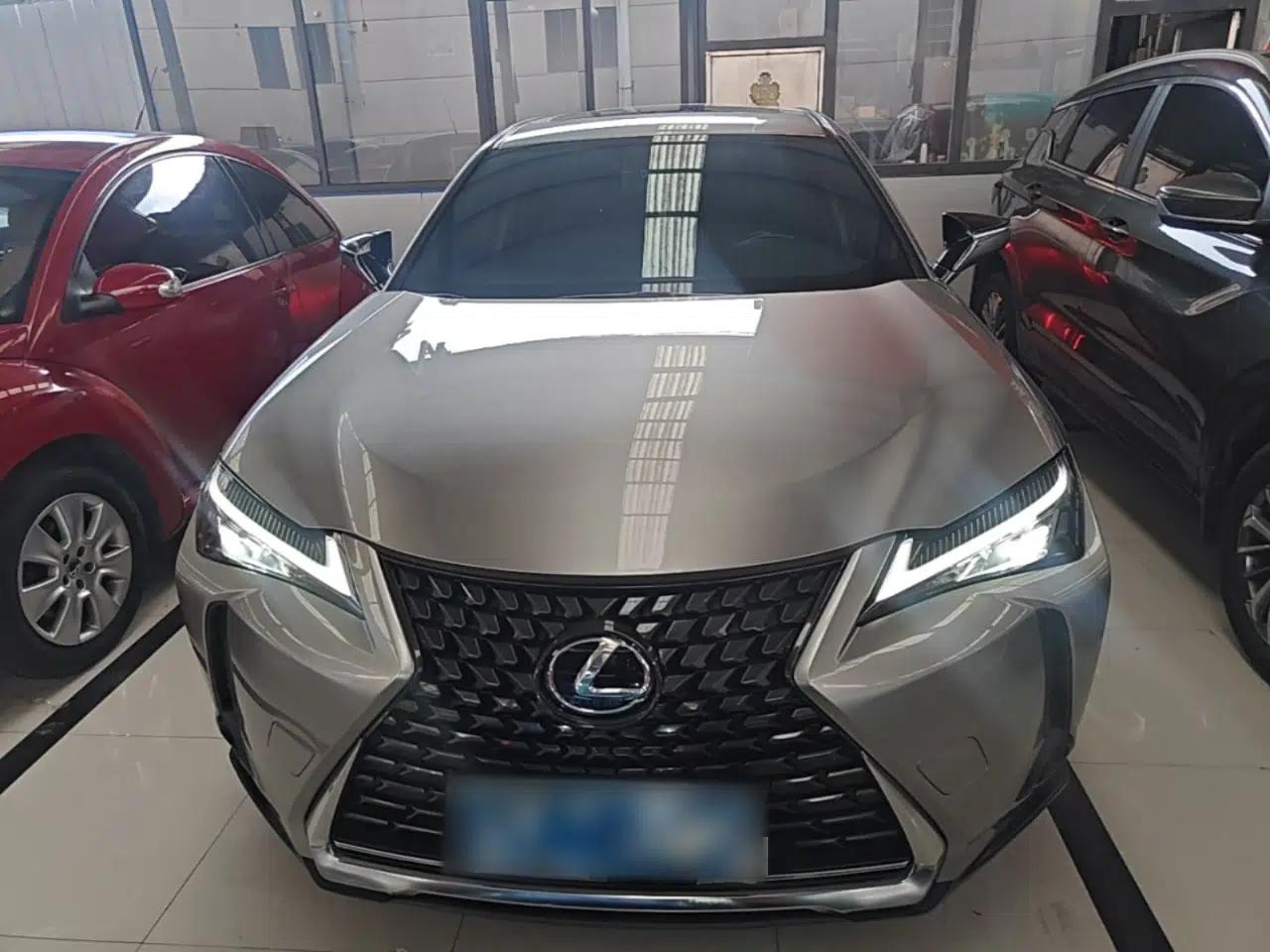 Lexus UX 2020 200 Special Edition — миниатюра 2