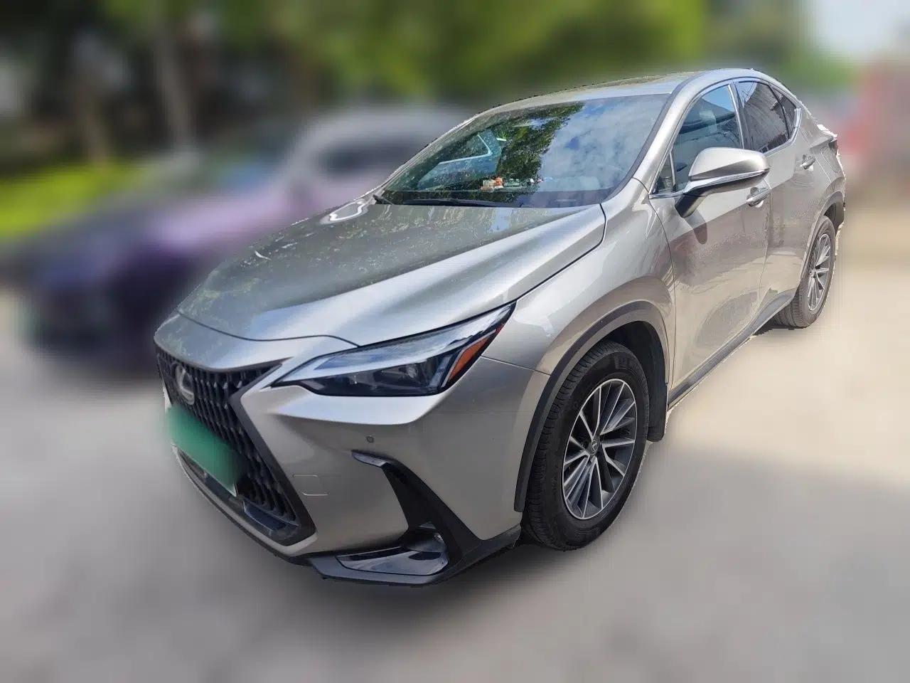 Lexus NX New Energy 2023 400h+ Comfort Edition — миниатюра 1