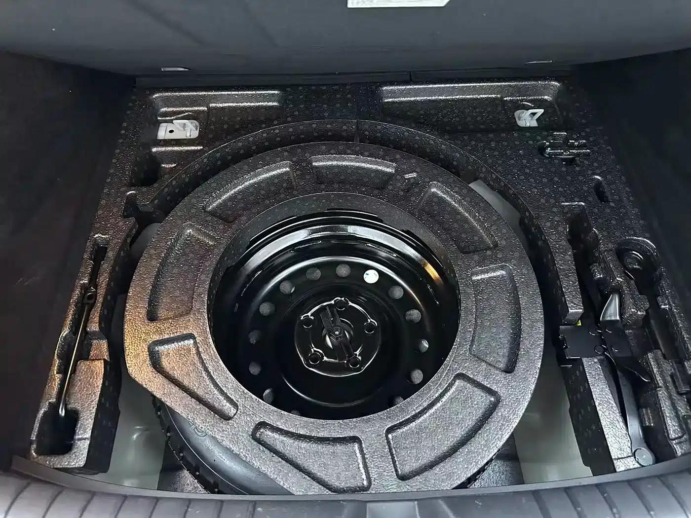 Geely Emgrand S 2022 1.4T CVT Crossover Player Edition — миниатюра 17