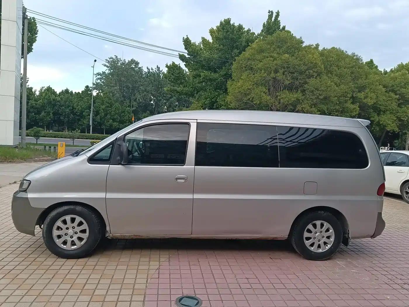 Refine 2011 2.0L Shuttle Gasoline Standard Edition HFC4GA3 — миниатюра 5
