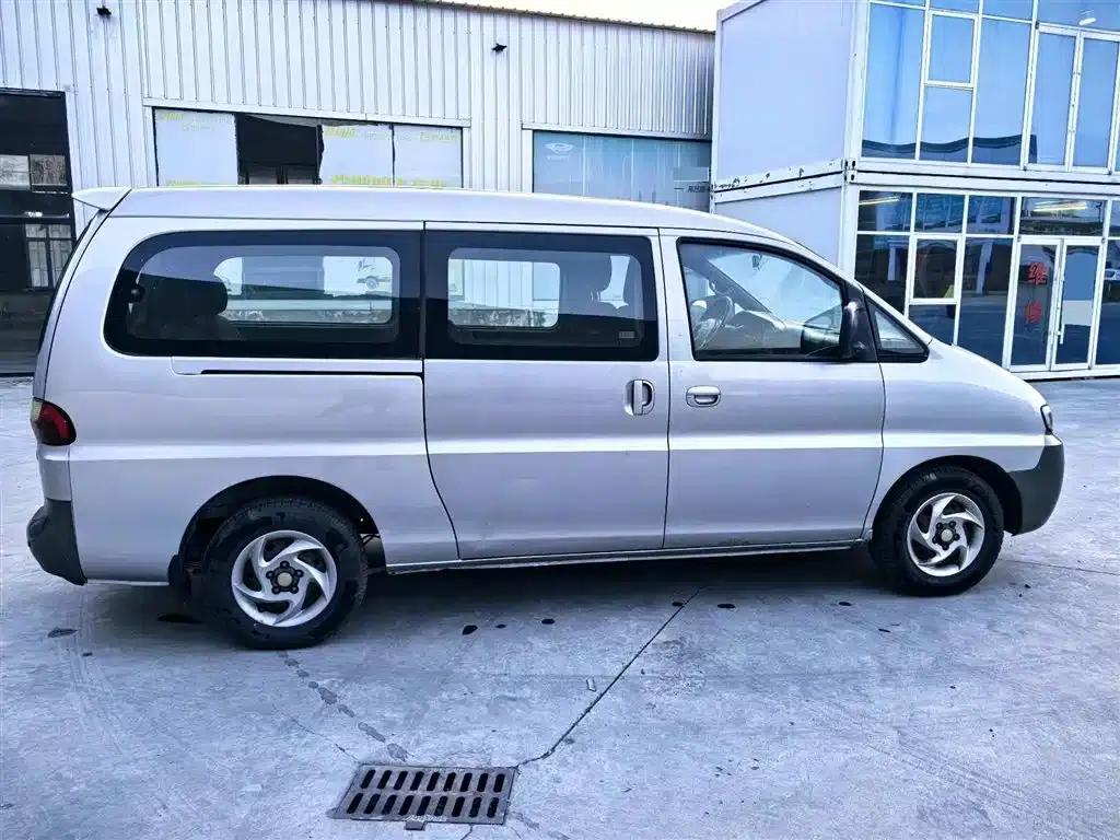 Refine 2008 2.0L Shuttle Gasoline Standard Edition with Single Air Conditioning — миниатюра 15
