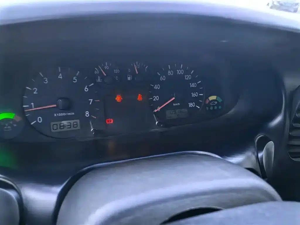 Refine 2008 2.0L Shuttle Gasoline Standard Edition with Single Air Conditioning — миниатюра 16