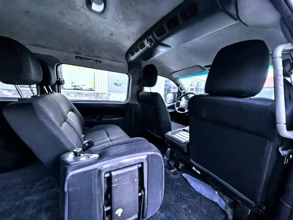 Refine 2008 2.0L Shuttle Gasoline Standard Edition with Single Air Conditioning — миниатюра 8