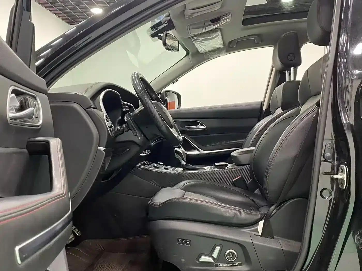 Refine S7 2017 2.0T Automatic Luxury Edition — миниатюра 3