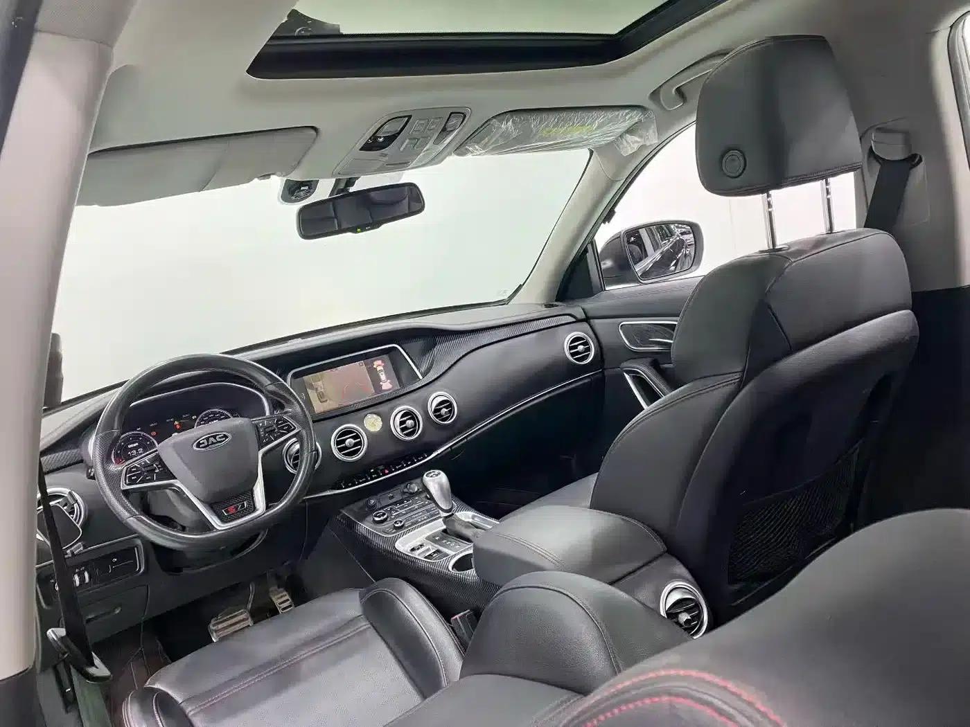 Refine S7 2017 2.0T Automatic Luxury Edition — миниатюра 5