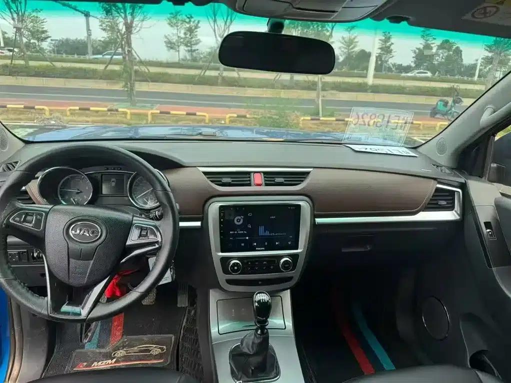 JAC T8 2018 2.0T Diesel 2WD Luxury Standard Dual HFC4DB2-1D1 — миниатюра 6