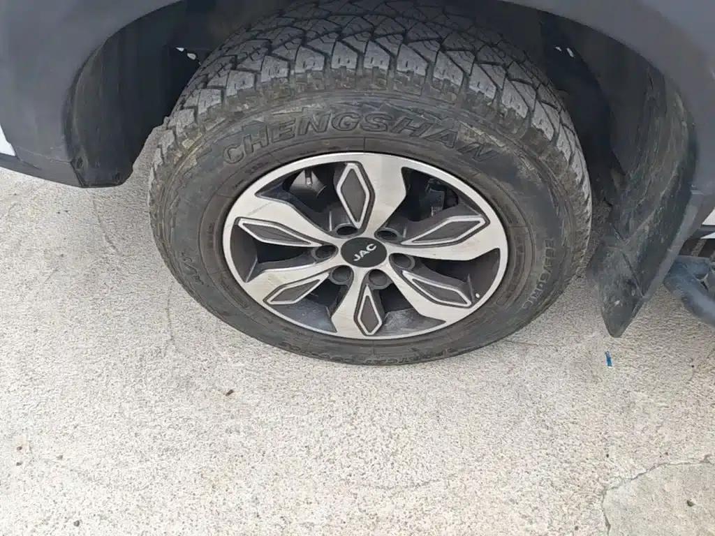 JAC T8 2022 2.0T International Edition Diesel 4WD Luxury Double Lane Model HFC4DB2-2E — миниатюра 23