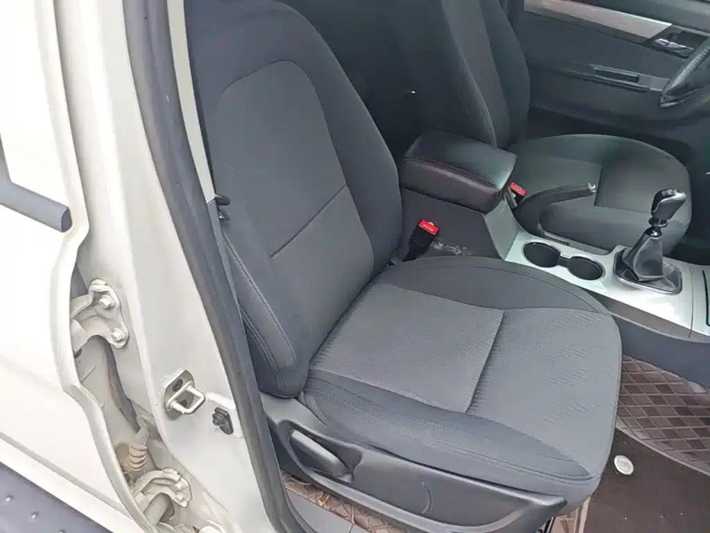 JAC T8 2022 2.0T International Edition Diesel 4WD Luxury Double Lane Model HFC4DB2-2E — миниатюра 25