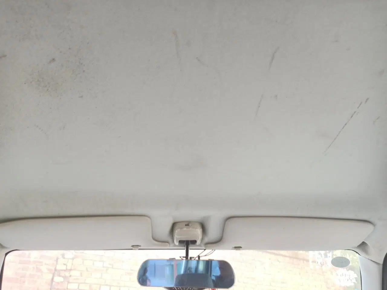 Suzuki Wagon R 2015 1.0L Manual Comfort Model — миниатюра 18