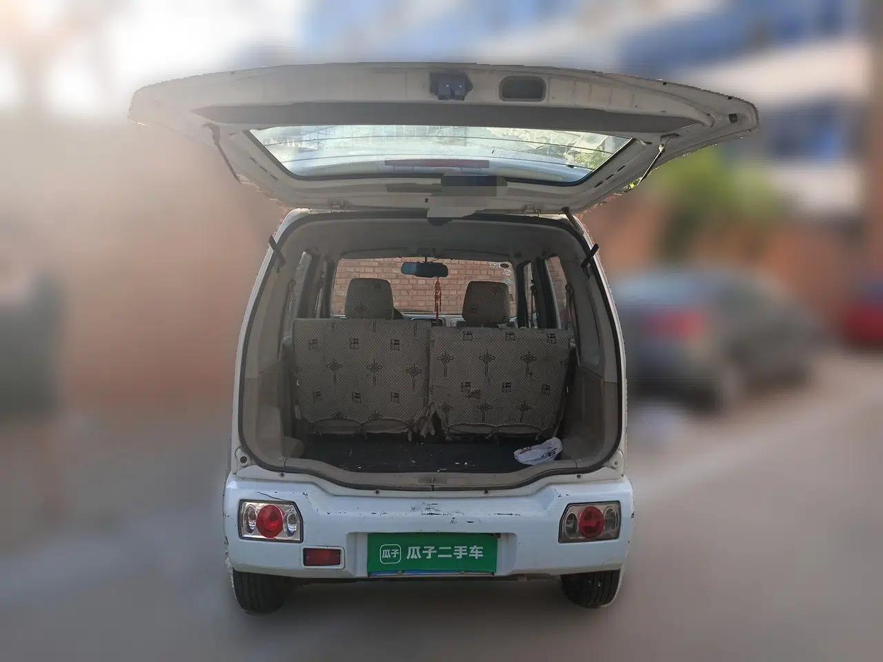 Suzuki Wagon R 2015 1.0L Manual Comfort Model — миниатюра 19