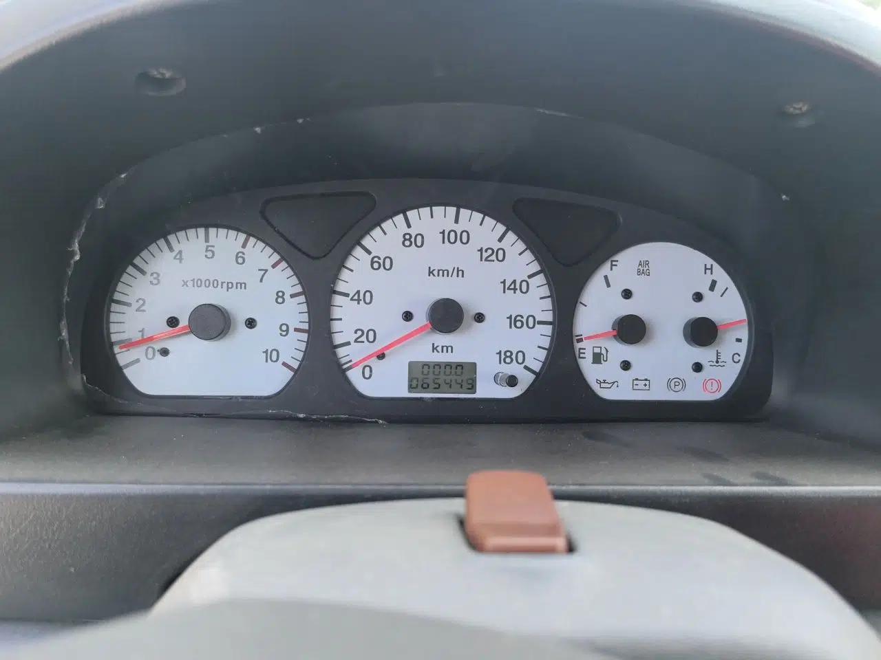 Suzuki Wagon R 2013 Venture Edition 1.0L Manual - Practical Model 3 — миниатюра 11