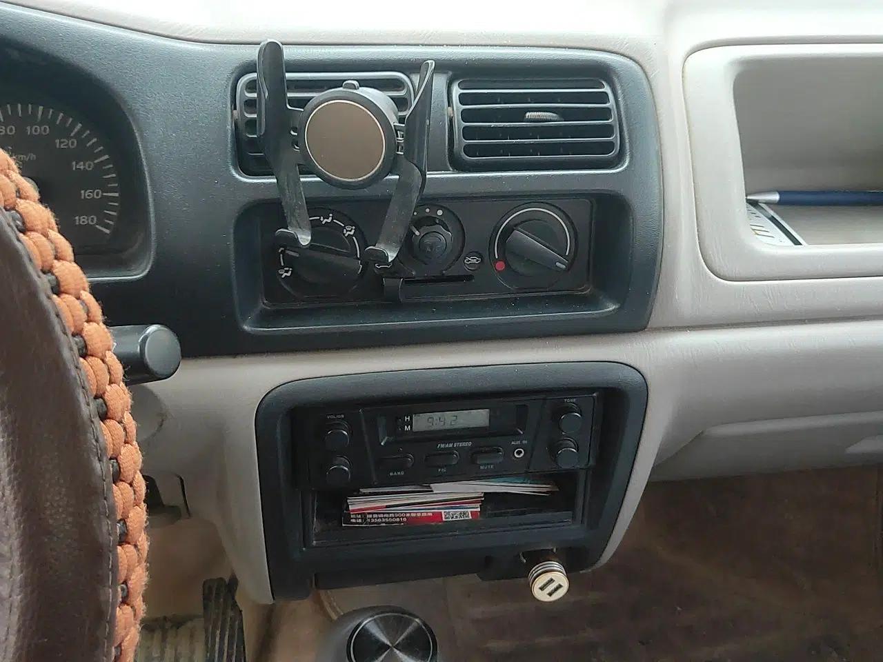 Suzuki Wagon R 2013 Entrepreneur Edition 1.0L Manual Comfort Version — миниатюра 13
