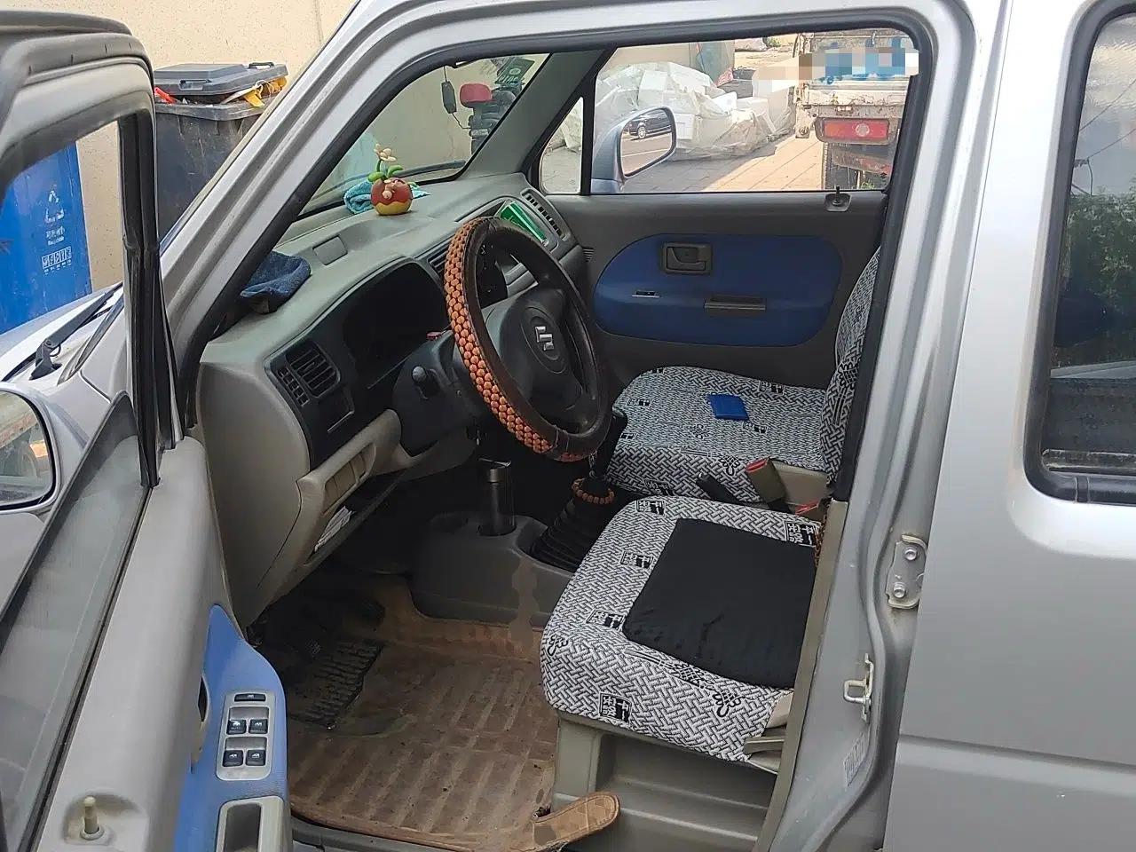 Suzuki Wagon R 2013 Entrepreneur Edition 1.0L Manual Comfort Version — миниатюра 15
