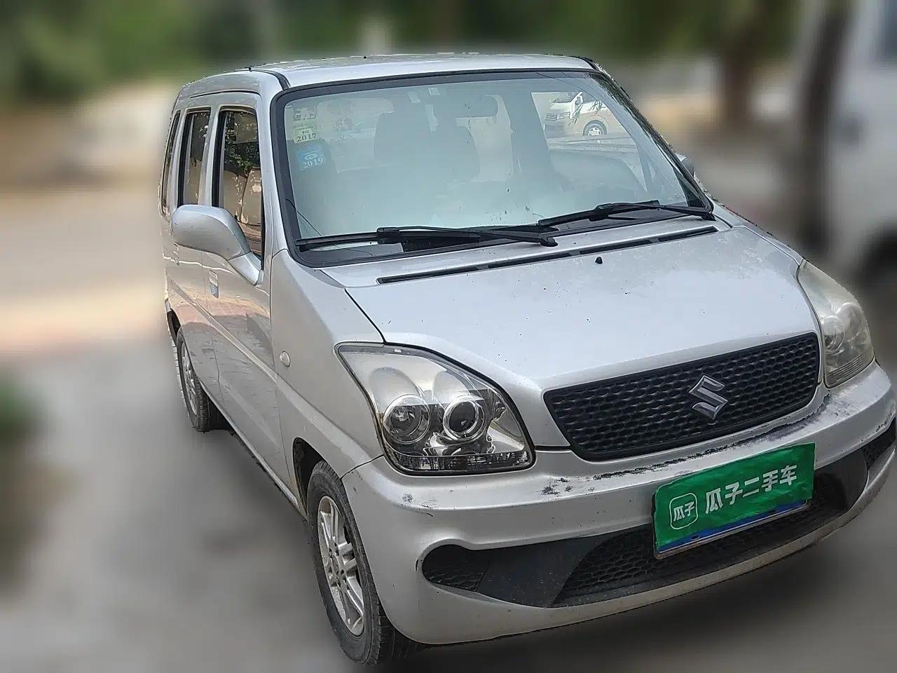 Suzuki Wagon R 2013 Entrepreneur Edition 1.0L Manual Comfort Version — миниатюра 3