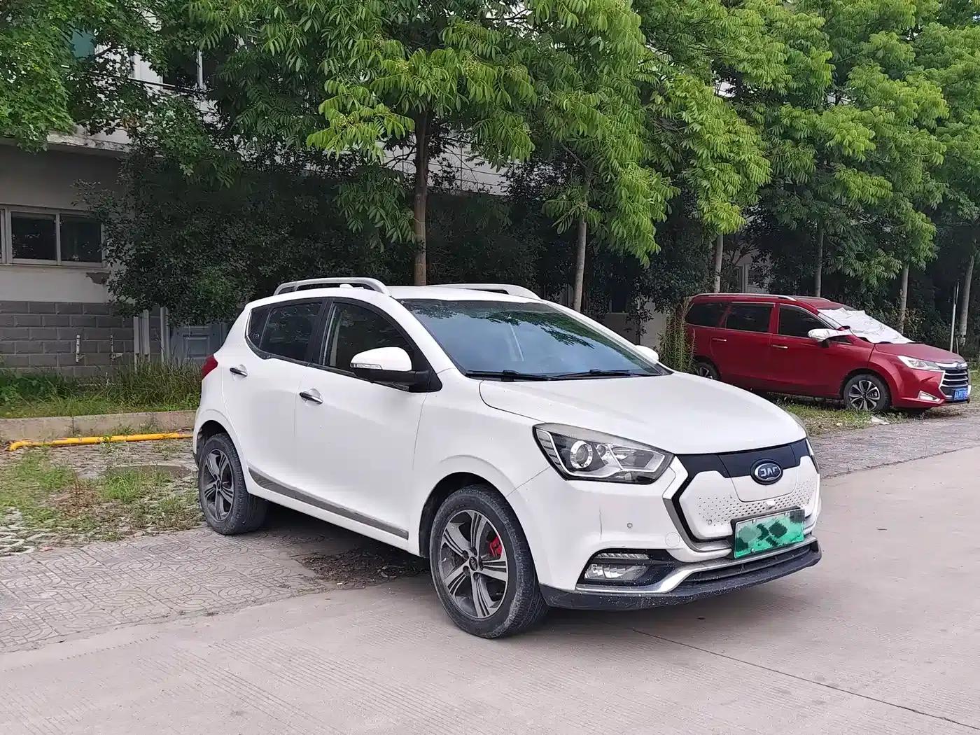 JAC iEV7S 2019 Luxury Smart Edition — миниатюра 3