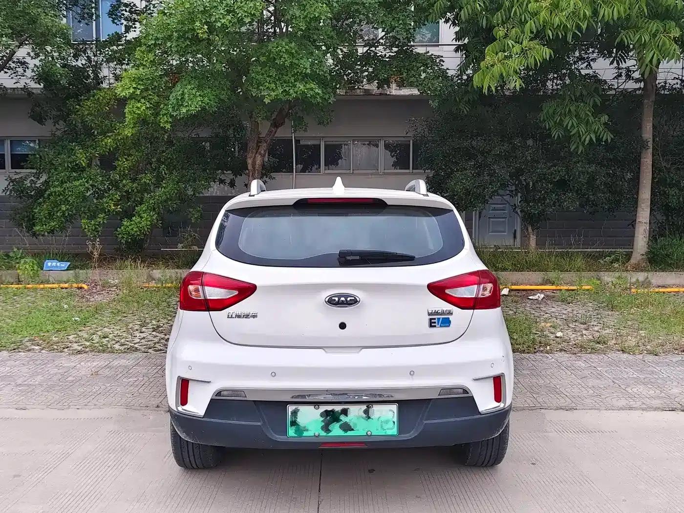 JAC iEV7S 2019 Luxury Smart Edition — миниатюра 5