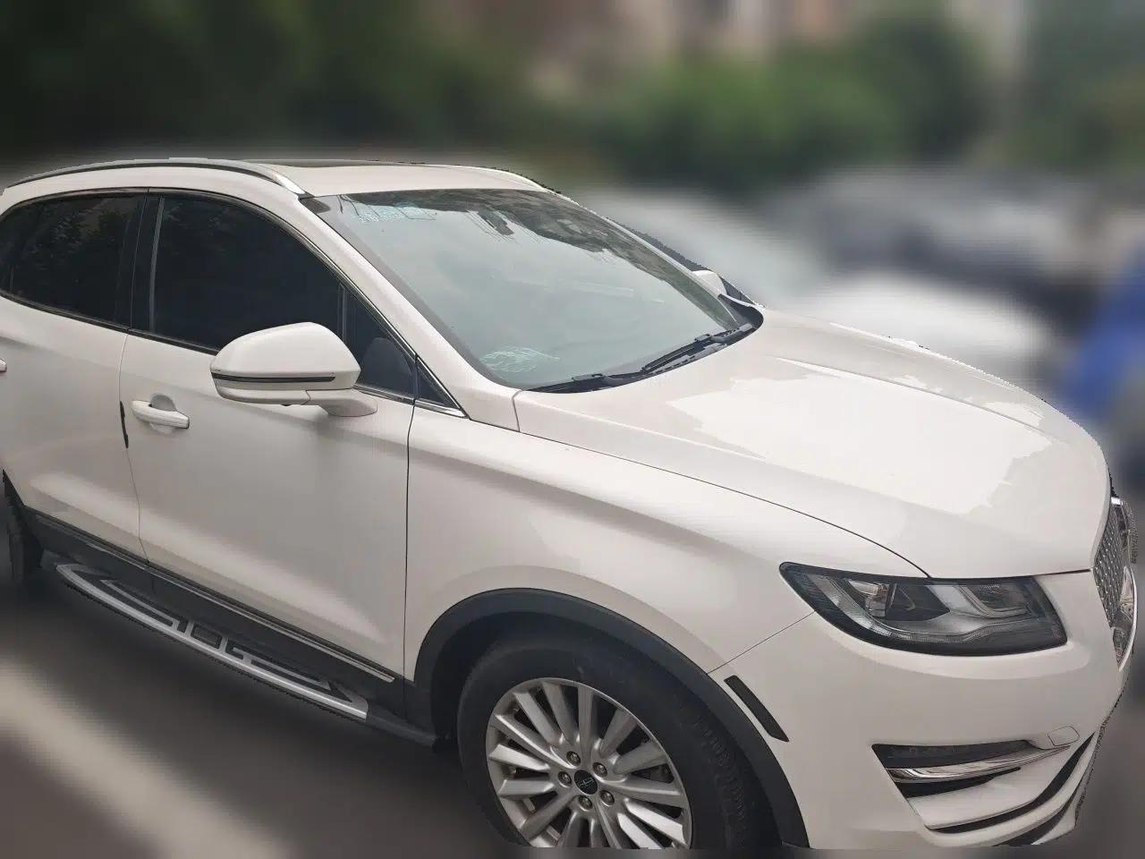 Lincoln MKC 2019 2.0T Two-Wheel Drive Luxury Edition China VI Standard — миниатюра 3