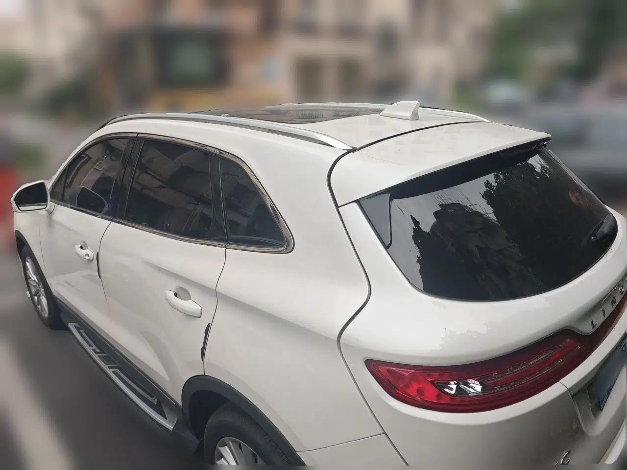Lincoln MKC 2019 2.0T Two-Wheel Drive Luxury Edition China VI Standard — миниатюра 4