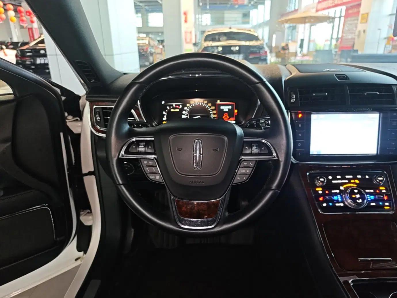 Lincoln Continental 2019 2.0T Two-Wheel Drive Prestige Version China VI Standard — миниатюра 18