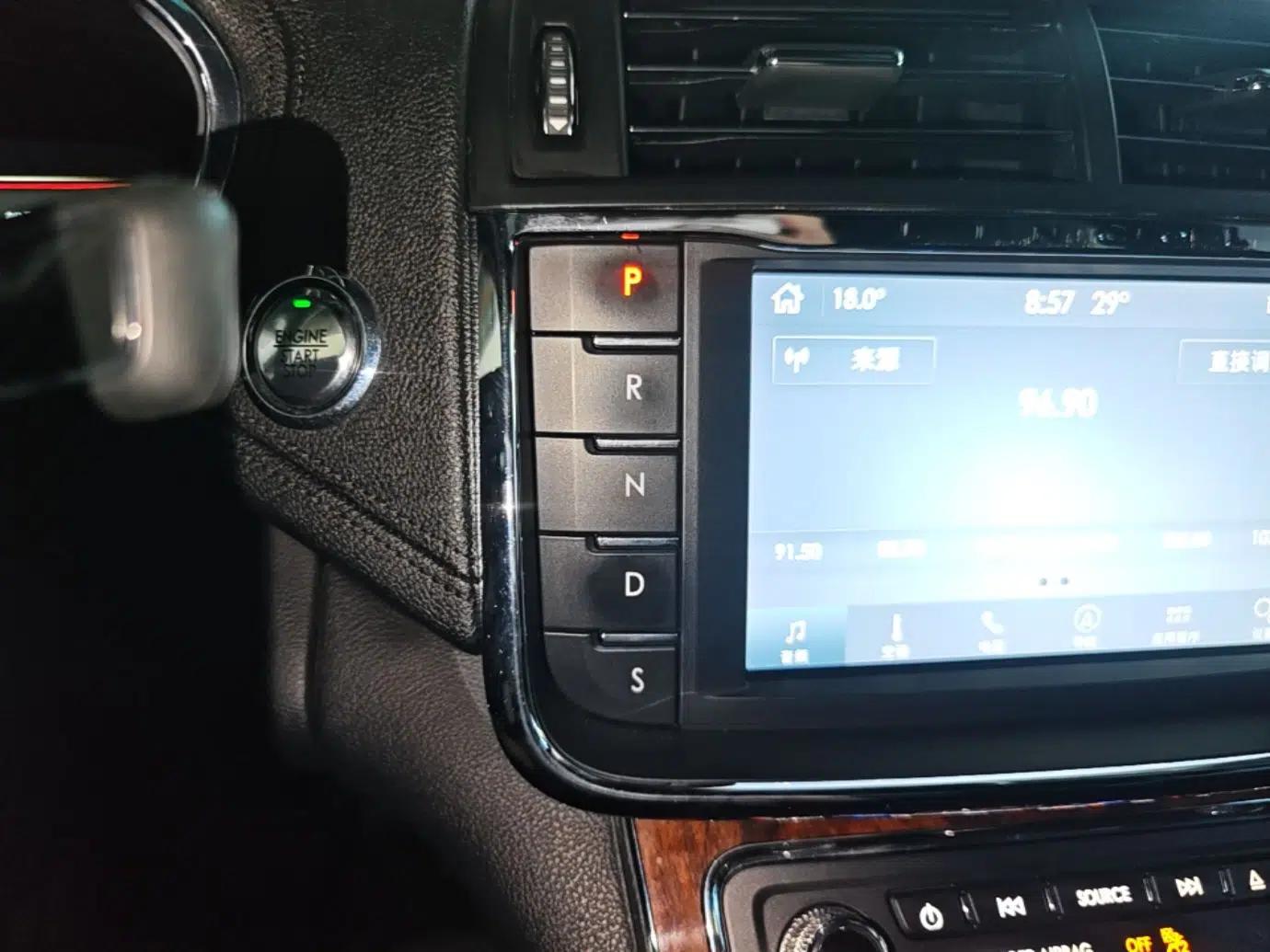 Lincoln Continental 2019 2.0T Two-Wheel Drive Prestige Version China VI Standard — миниатюра 21