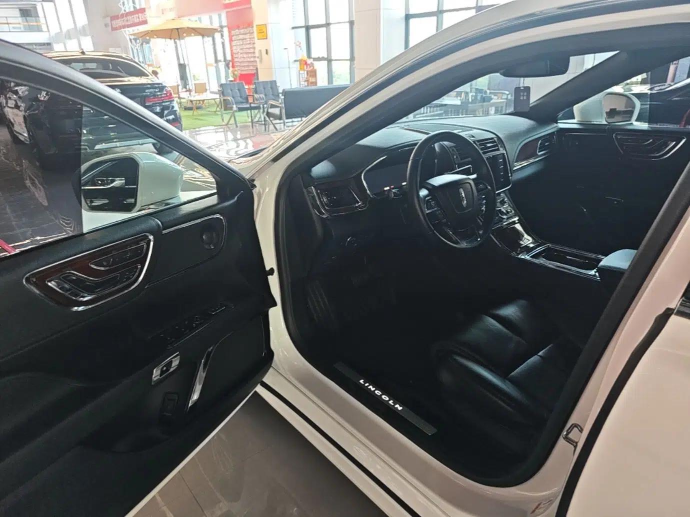Lincoln Continental 2019 2.0T Two-Wheel Drive Prestige Version China VI Standard — миниатюра 23