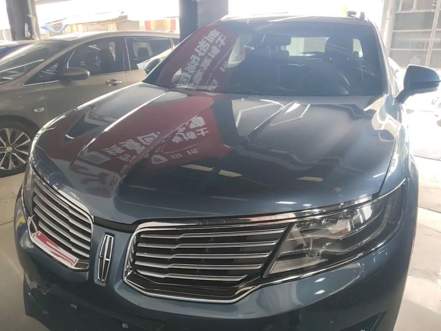 Lincoln MKX 2018 2.7T Four-Wheel Drive Prestige Edition — миниатюра 2