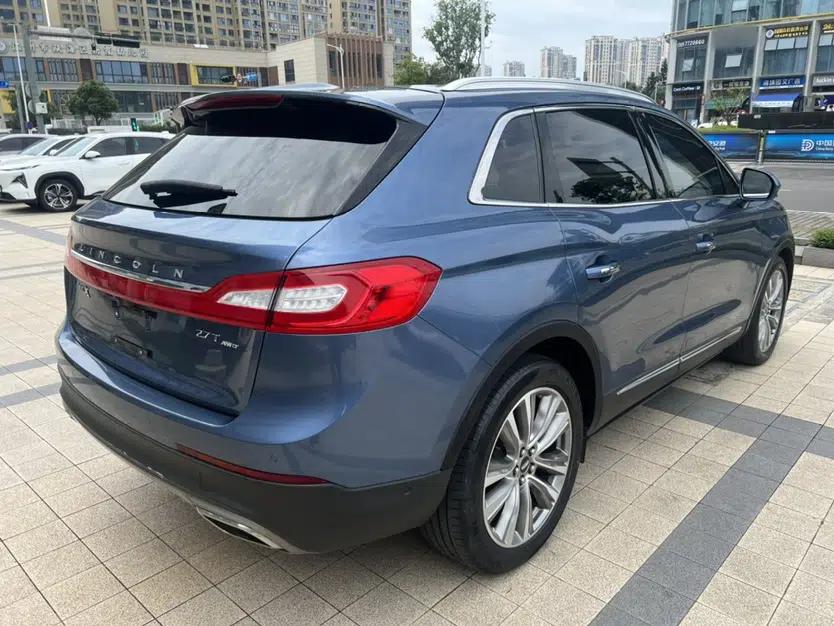 Lincoln MKX 2018 2.7T Four-Wheel Drive Prestige Edition — миниатюра 12