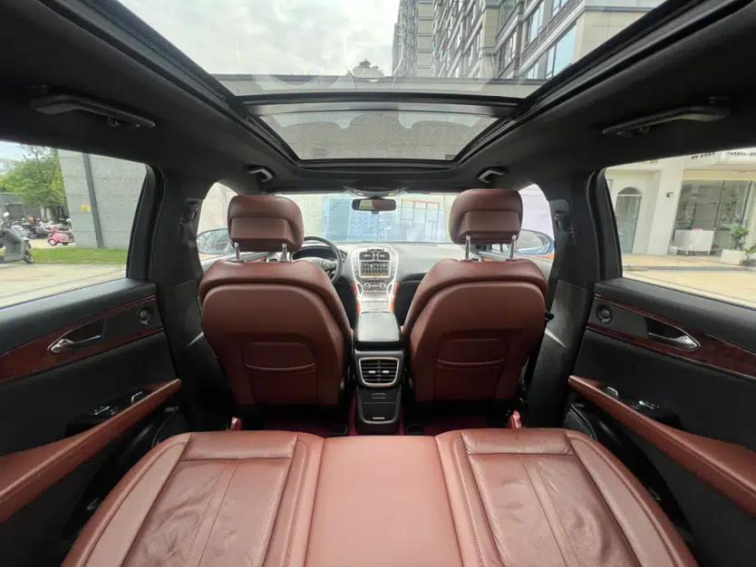 Lincoln MKX 2018 2.7T Four-Wheel Drive Prestige Edition — миниатюра 26