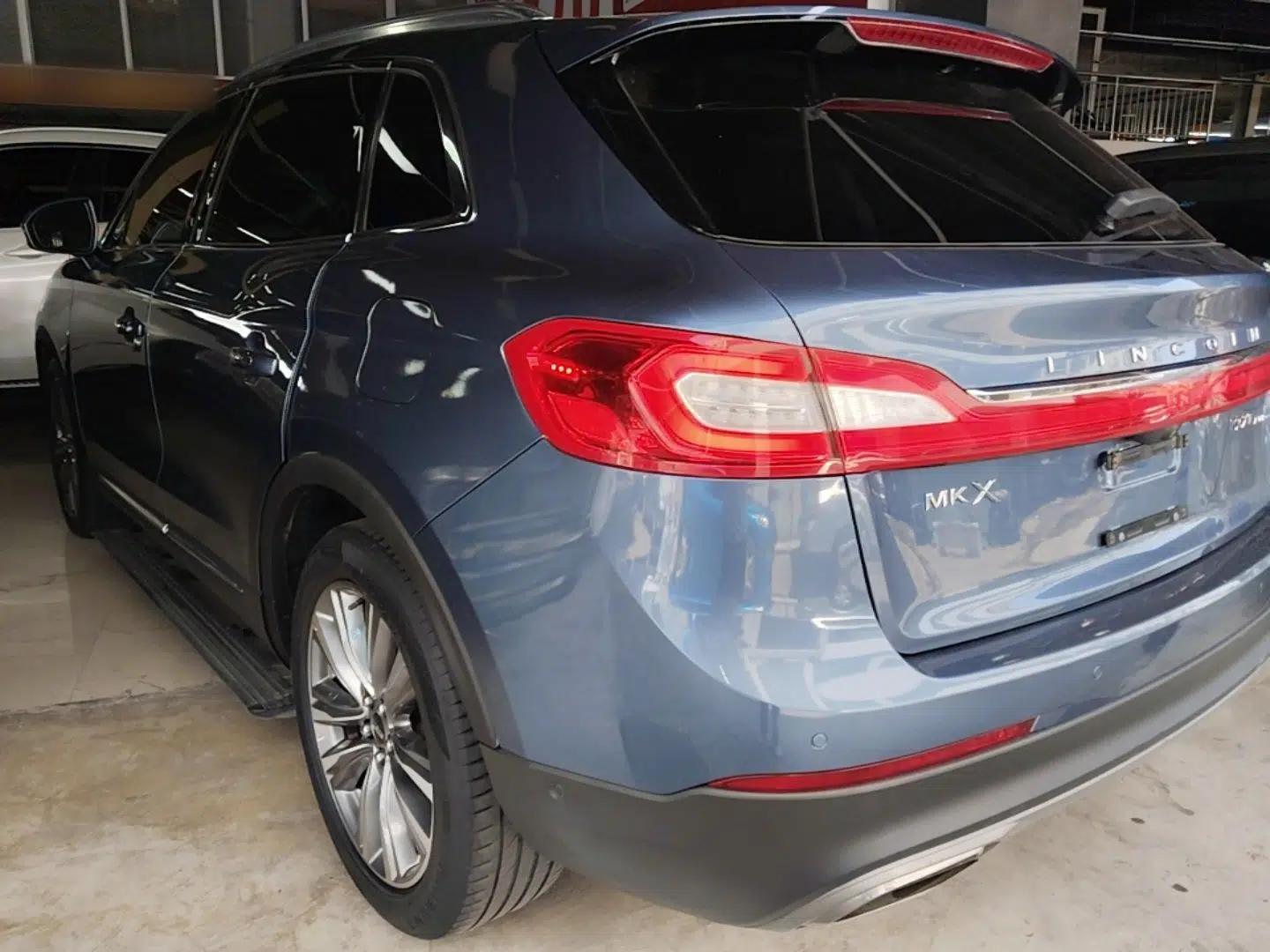 Lincoln MKX 2018 2.7T Four-Wheel Drive Prestige Edition — миниатюра 4