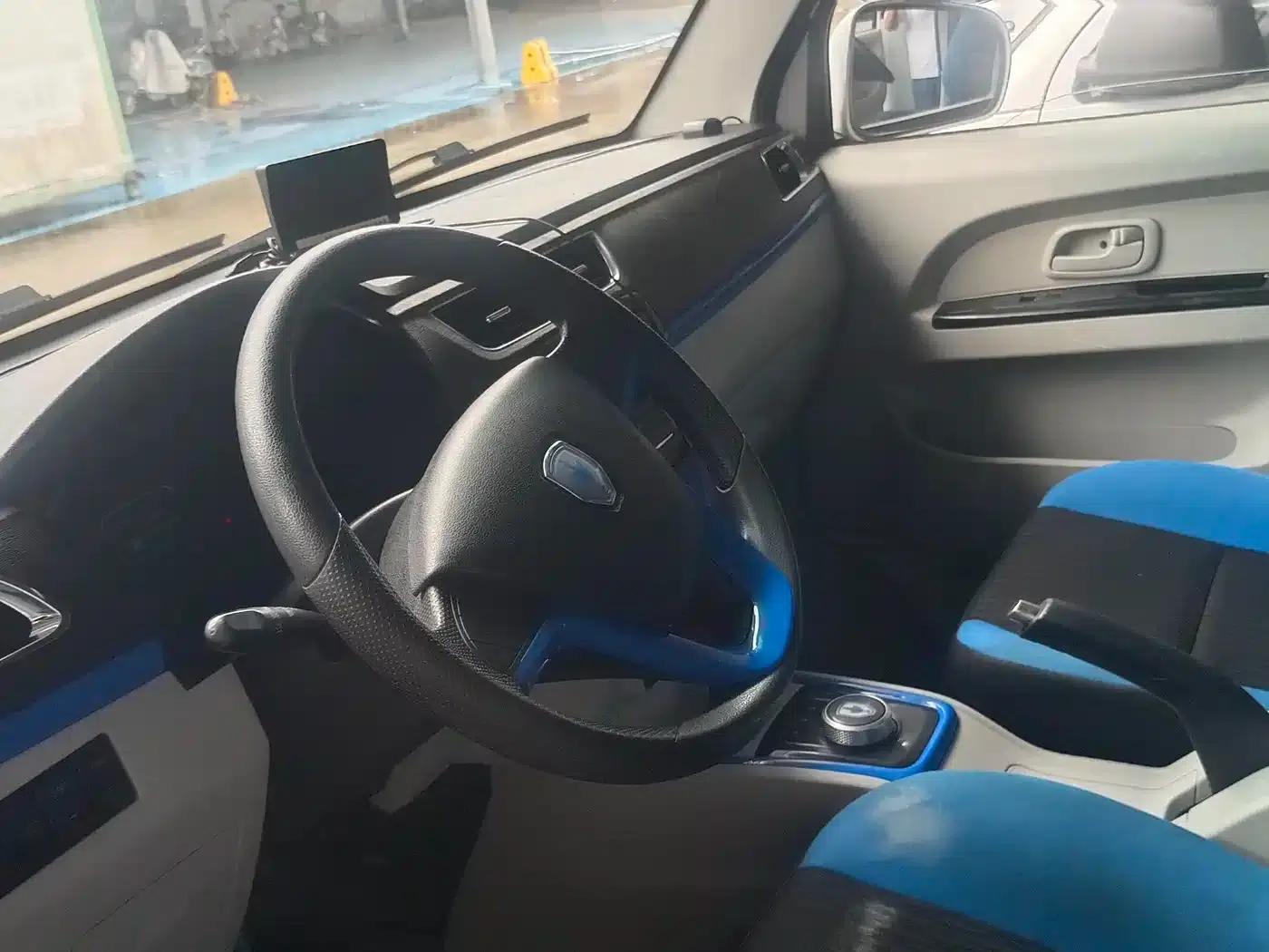 New Hiace EV 2023 Comfort Model — миниатюра 5