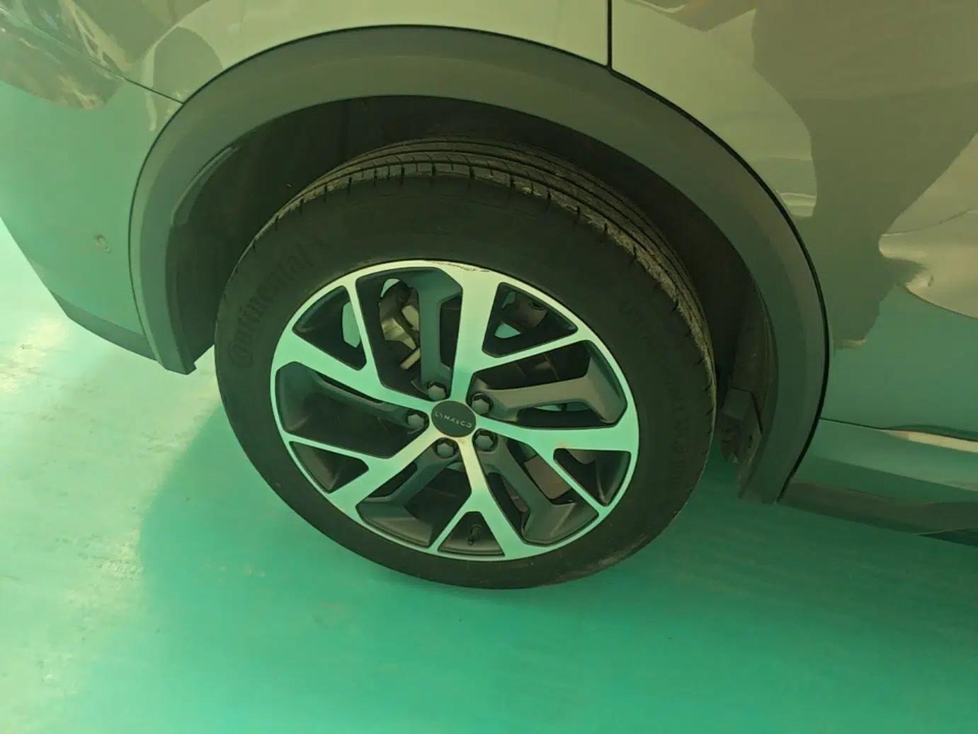 Lynk & Co 01 EM-P 2021 1.5TD PHEV Halo — миниатюра 11