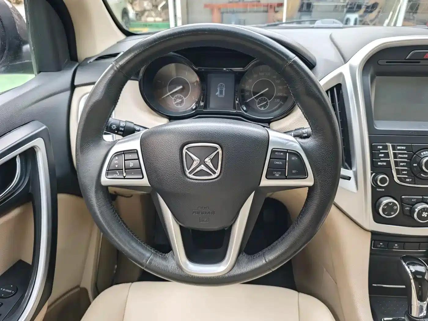 Yusheng S350 2014 2.4T Automatic 2WD Diesel Luxury Sunroof Edition 7-Seater — миниатюра 15