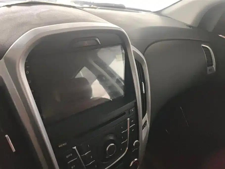 Yusheng S350 2013 2.4T Automatic 2WD Diesel Luxury 5-Seater — миниатюра 13
