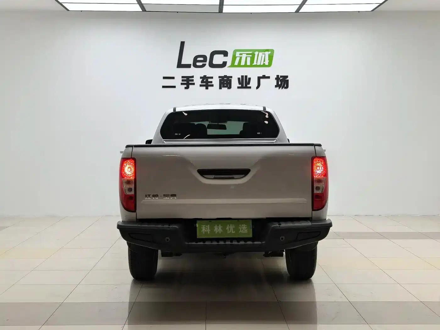 Baodian 2020 2.5T Diesel 2WD Comfort Edition Long Wheelbase JX4D25A6L — миниатюра 3