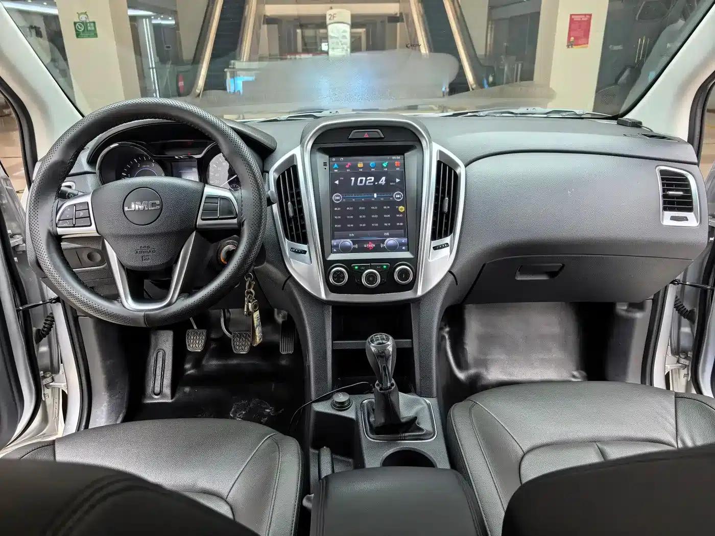 Baodian 2020 2.5T Diesel 2WD Comfort Edition Long Wheelbase JX4D25A6L — миниатюра 9