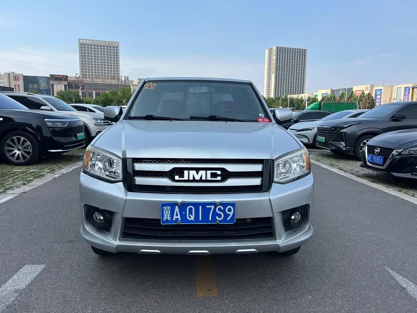 Baodian 2016 New Value-for-Money Diesel Two-Wheel Drive Standard Luxury Model JX493ZLQ4G — миниатюра 2