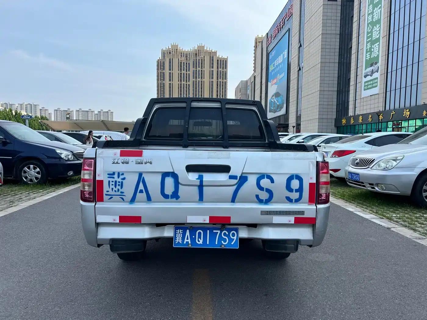 Baodian 2016 New Value-for-Money Diesel Two-Wheel Drive Standard Luxury Model JX493ZLQ4G — миниатюра 5
