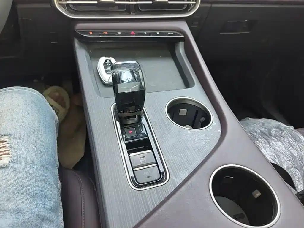 Jetour X90 PRO 2024 2.0T DCT Premium Edition 7-seater — миниатюра 14