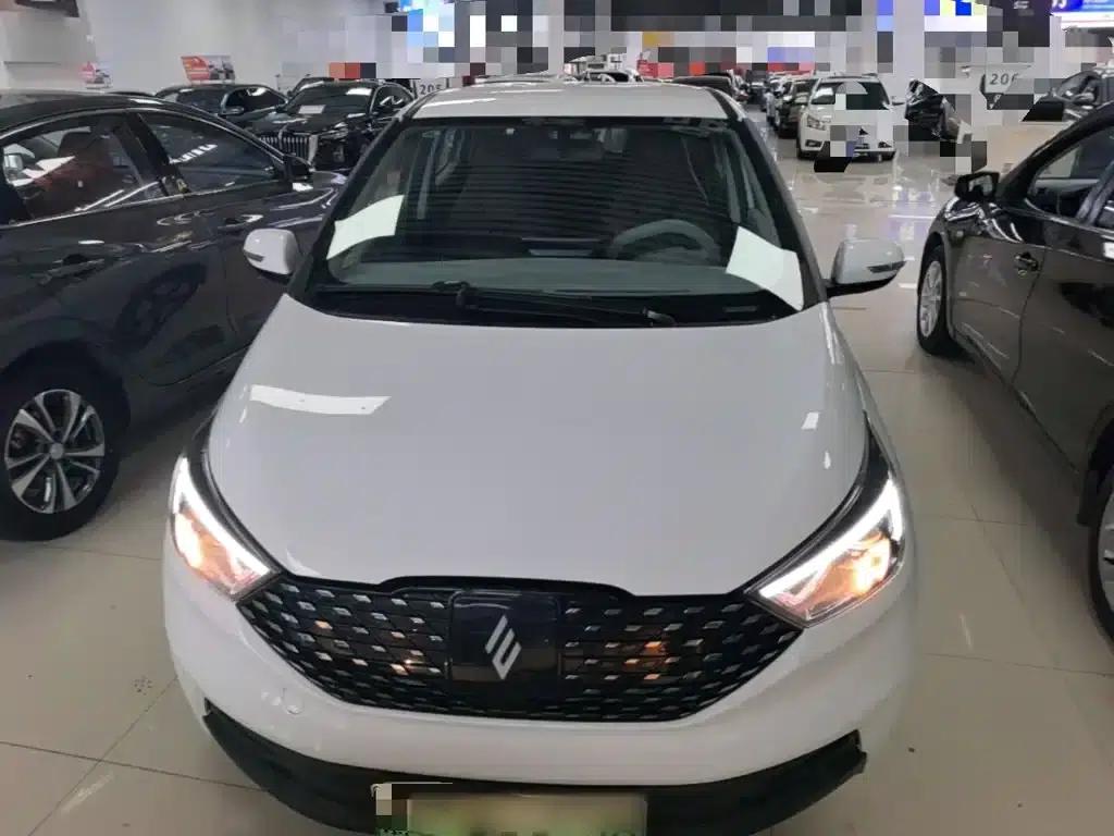 Yizhi EV3 2025 Plus 330KM Comfort Model — миниатюра 3