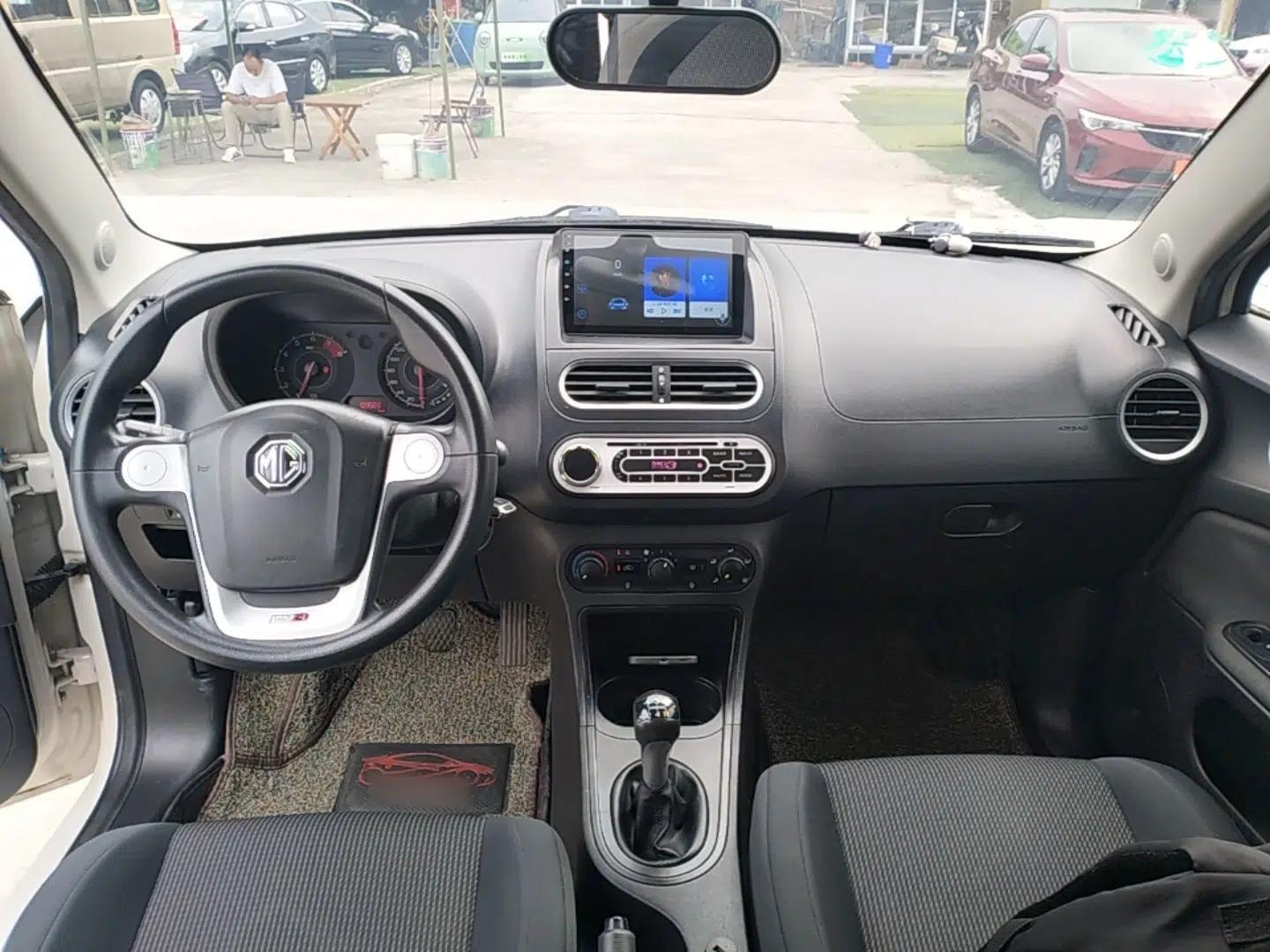 MG 3 2016 1.3L Manual Comfort Edition — миниатюра 12