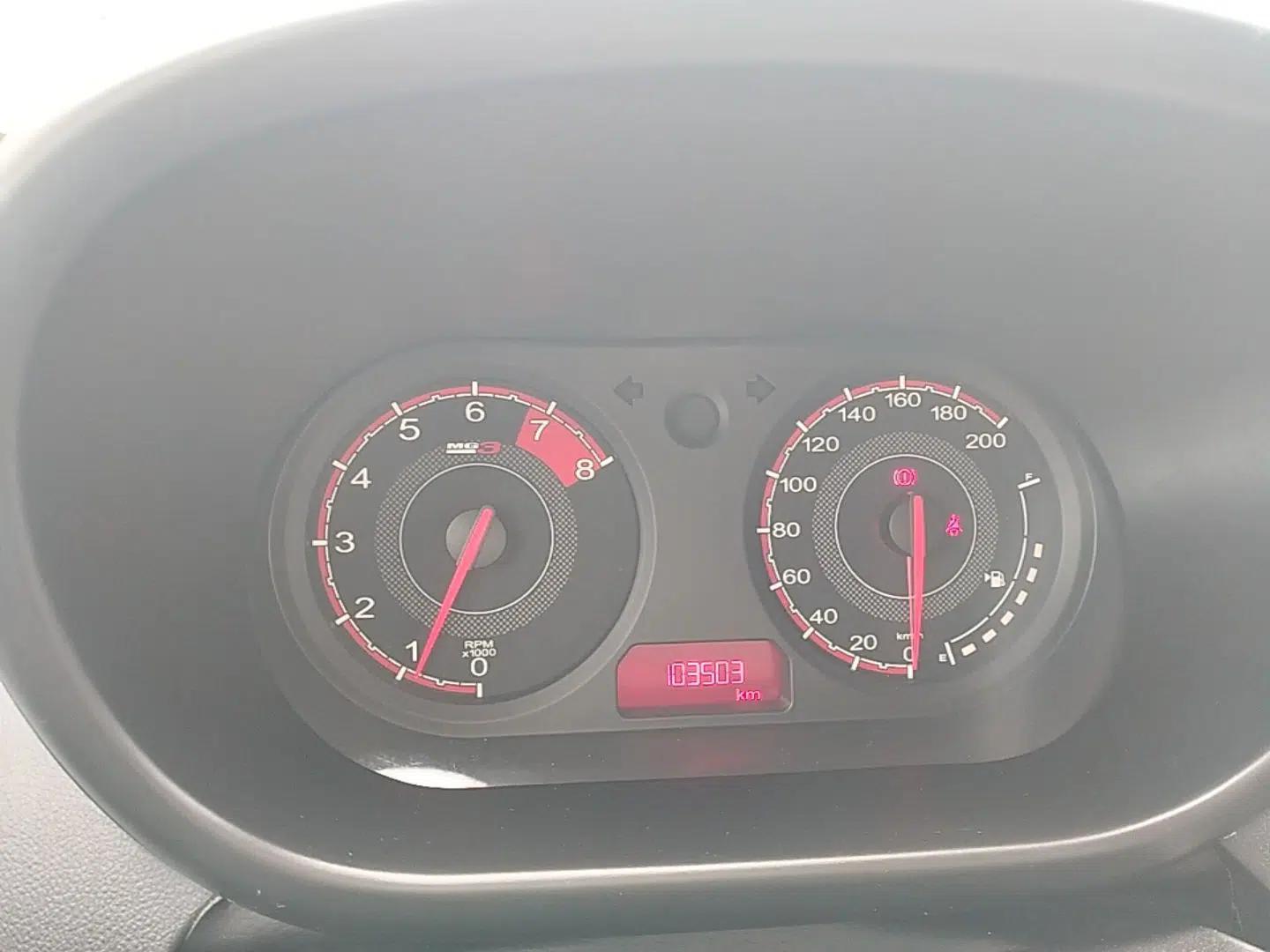 MG 3 2016 1.3L Manual Comfort Edition — миниатюра 14