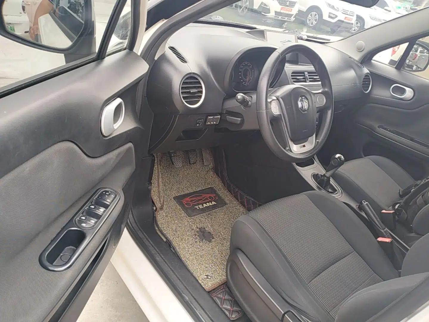 MG 3 2016 1.3L Manual Comfort Edition — миниатюра 18