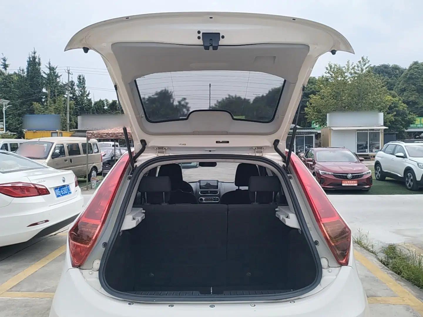MG 3 2016 1.3L Manual Comfort Edition — миниатюра 22