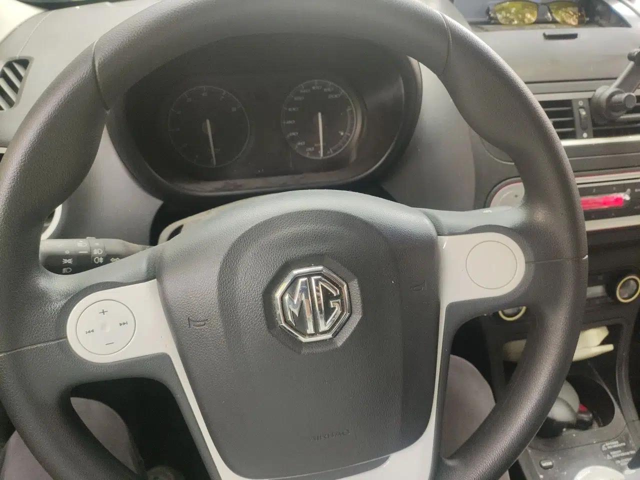 MG 3 2013 1.5L AMT Elite Edition — миниатюра 10