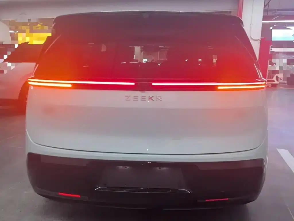 Jike MIX 2025 Intelligent Driving Edition — миниатюра 6